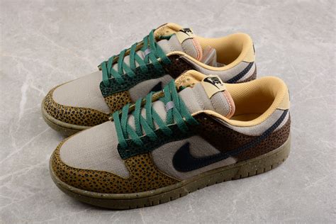 nike dunk safari golden moss|dunk low golden moss.